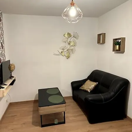 500 M Centre - Gare شقة *