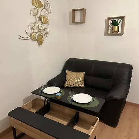 500 M Centre - Gare شقة سواسون